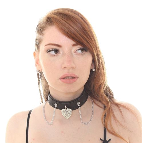 COLLAR CHOKER CORAZON LABRADO Y CADENA